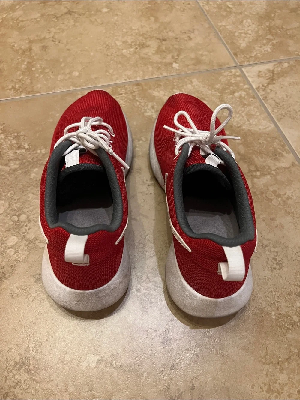 Nike Roshe One Shoes